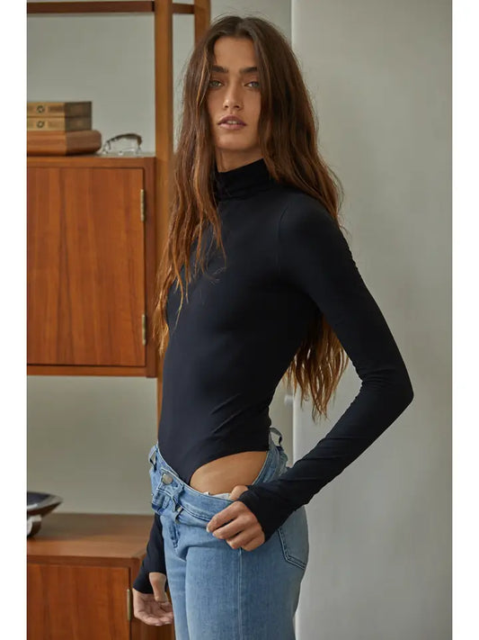 Knit Seamless Turtle Neck Bodysuit